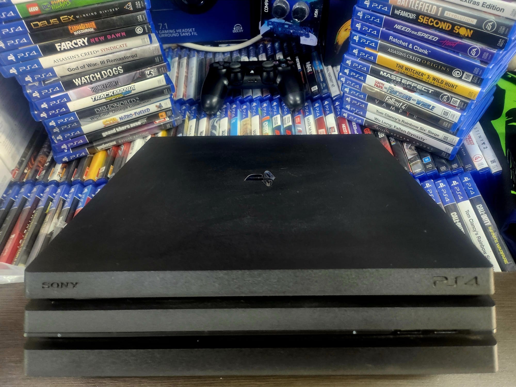 ������� ���� 4 ��� - Ps4 Pro �� ����